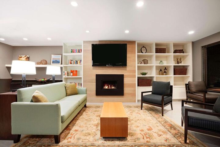 Country Inn & Suites by Radisson Roseville - St. Paul