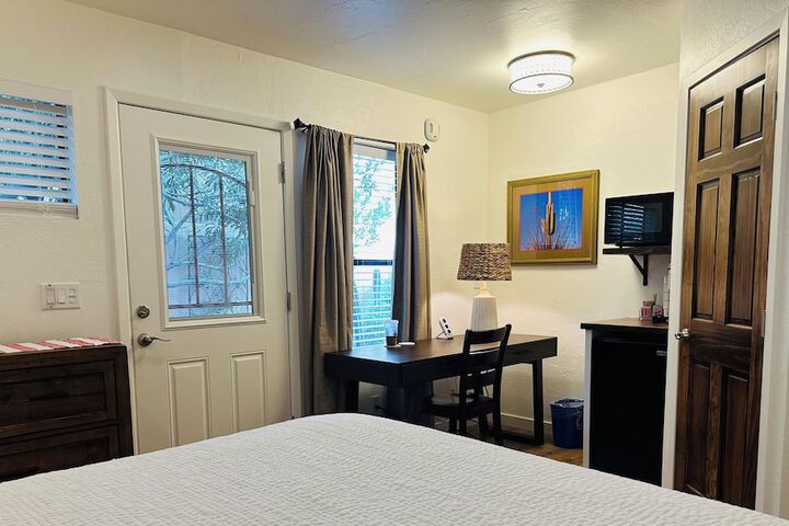 Room 27 of 60