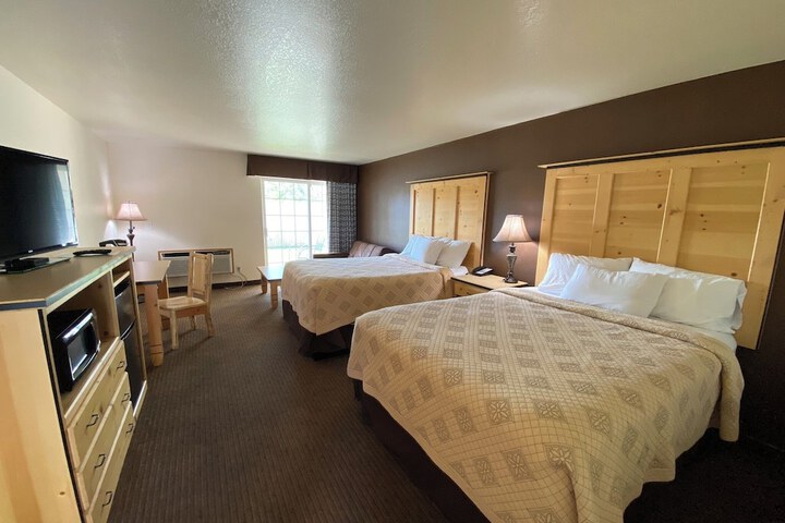 Room 7 of 10
