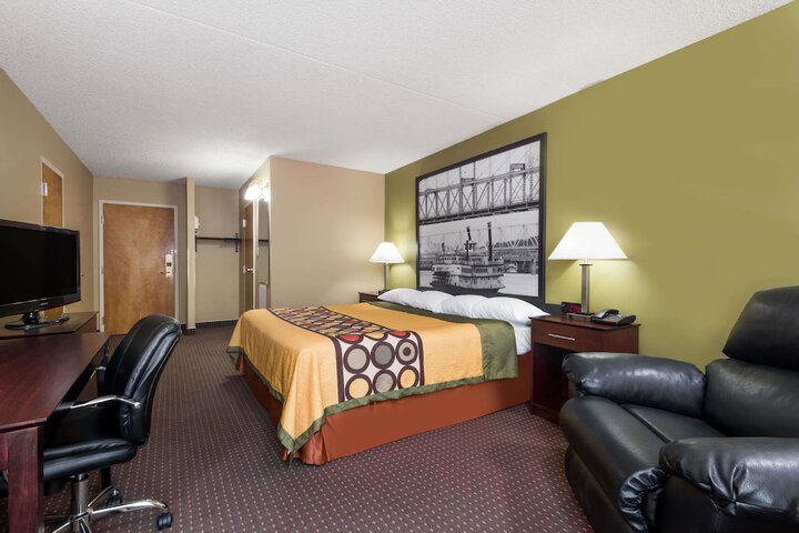 Room 6 of 21
