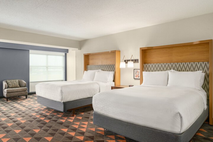 Room 14 of 36