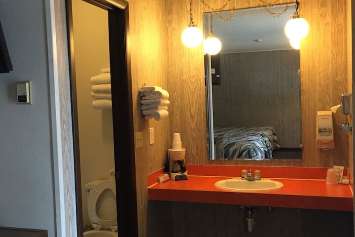Z Bar Motel