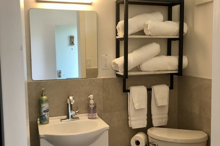 Room 25 of 62