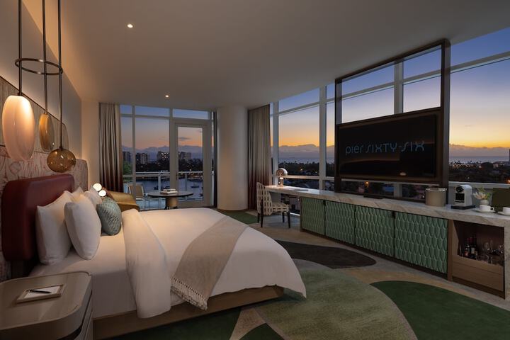Room 19 of 47
