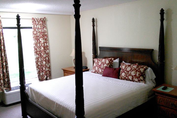 Room 16 of 82