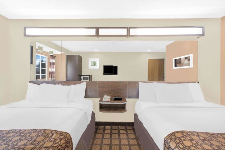 Microtel Inn by Wyndham Franklin