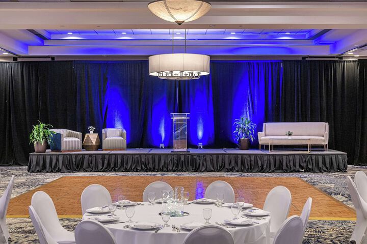 DoubleTree by Hilton Hotel Newark Airport