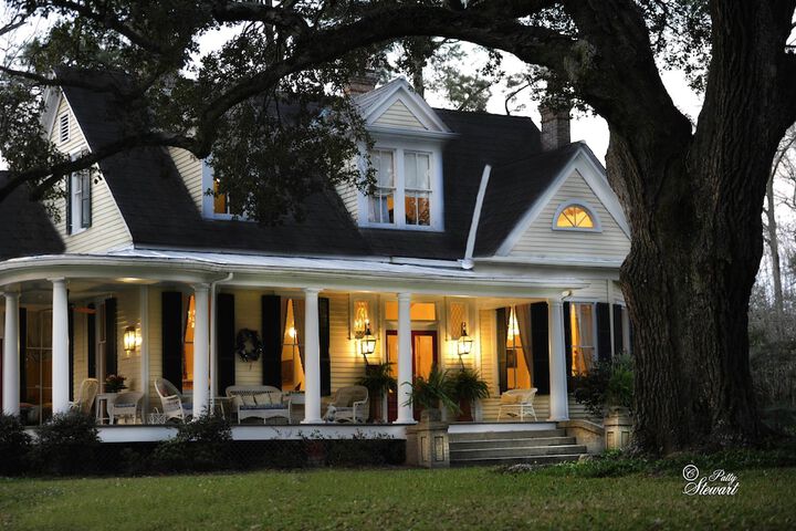 Clermont Bluffs B & B