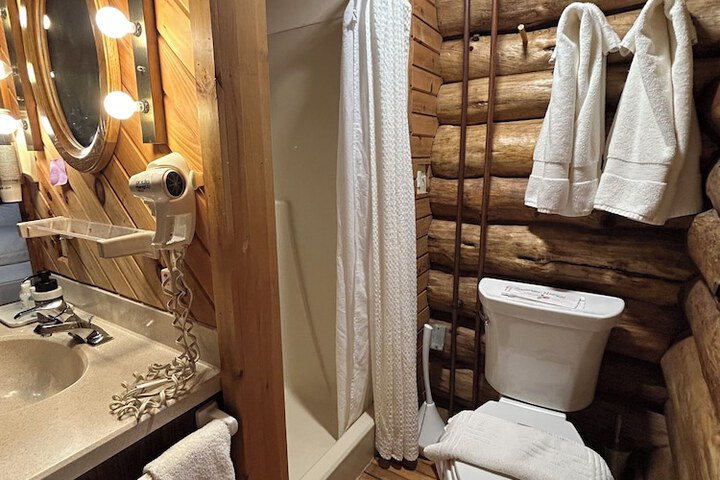 Justin Trails Resort LLC.