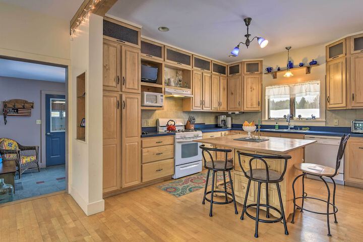 Darling Hill Home on Kingdom Trails-near Burke Mtn