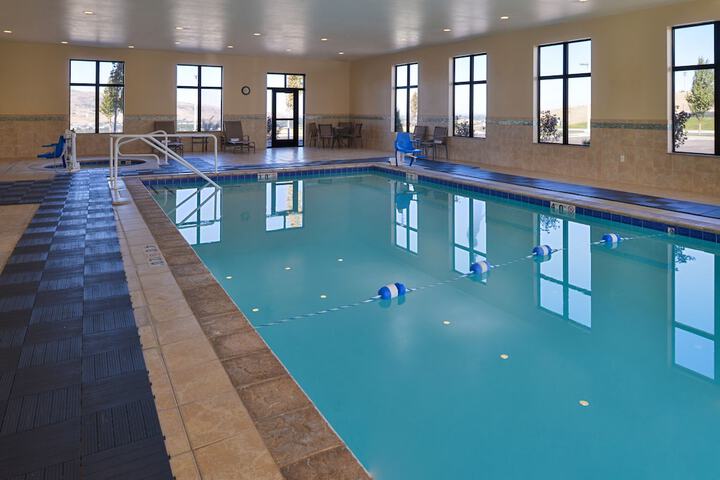 Holiday Inn Express & Suites Pocatello by IHG