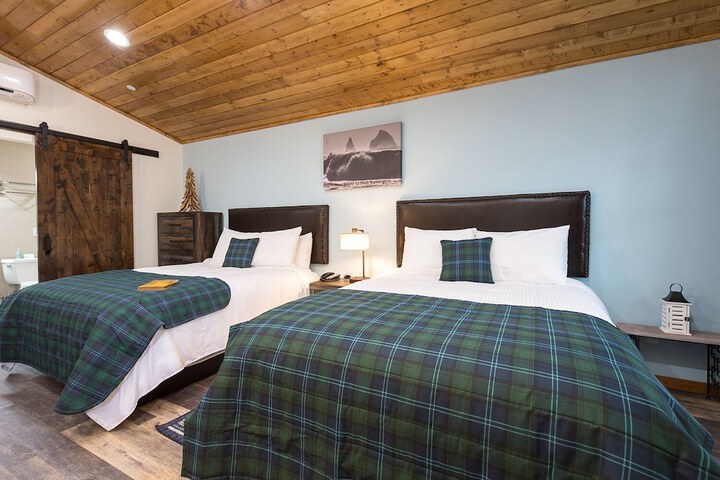 Woodland Inns