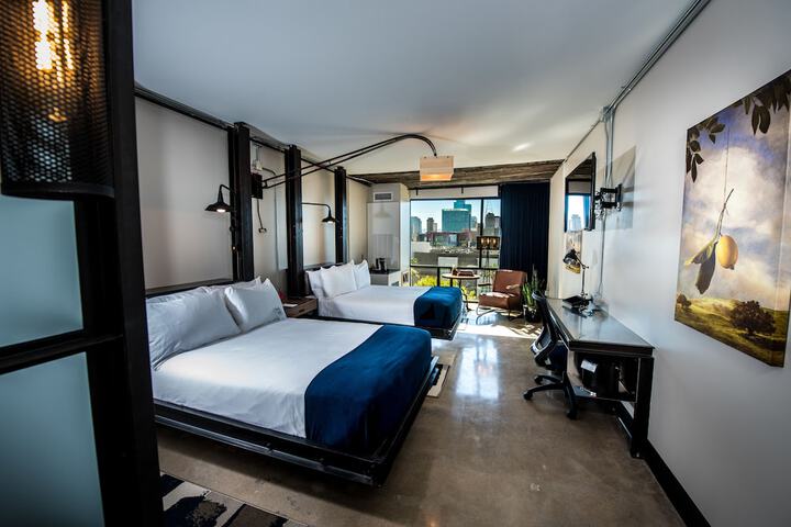 Room 17 of 84