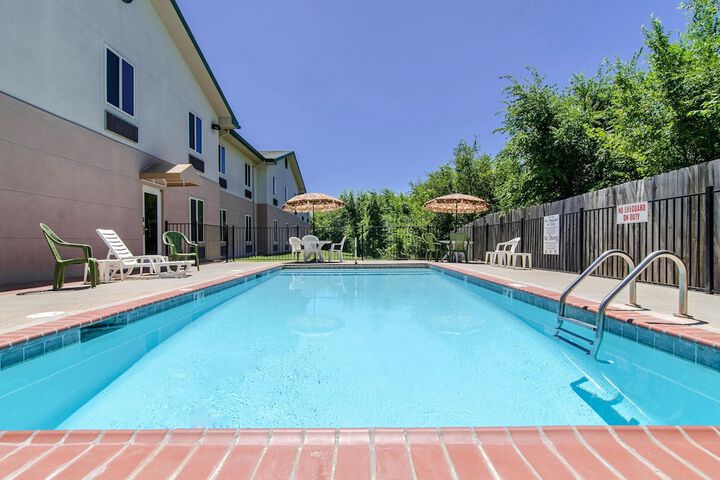 Pool 6 of 63