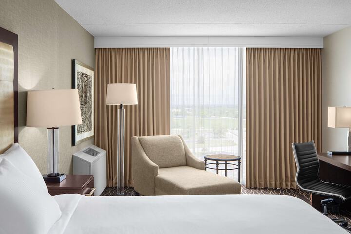 Room 30 of 51