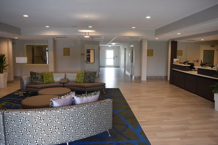 Hotel 6 of 44