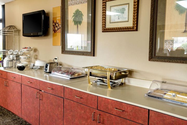 Motel 6 Cleveland MS – Delta State University