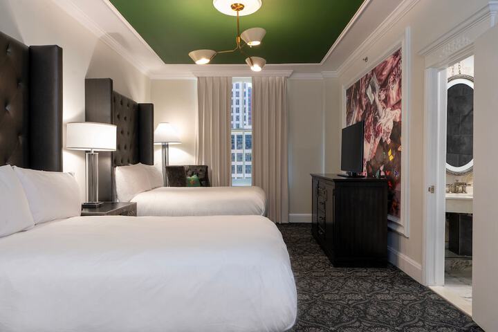 Room 148 of 212