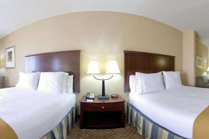 Holiday Inn Express & Suites Millington by IHG