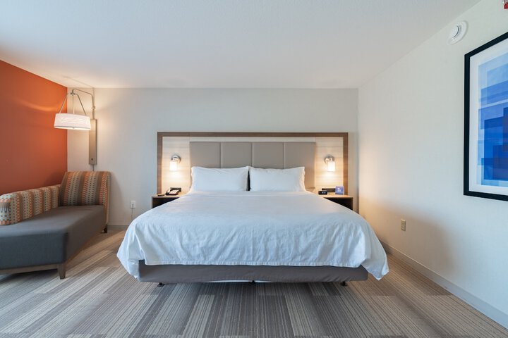 Room 18 of 31