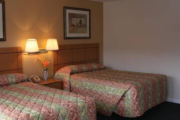 Room 11 of 38