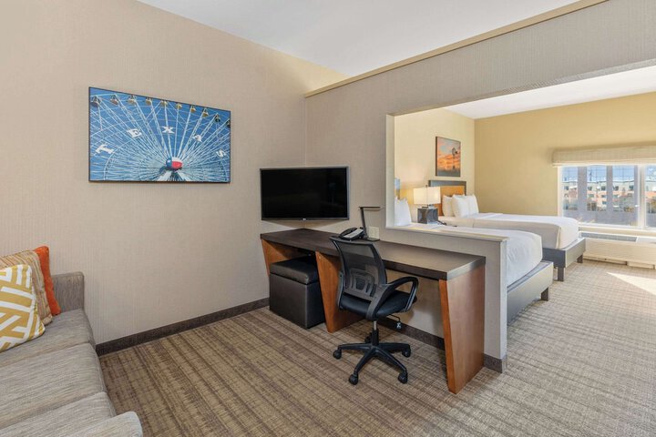 Cambria Hotel Plano Frisco