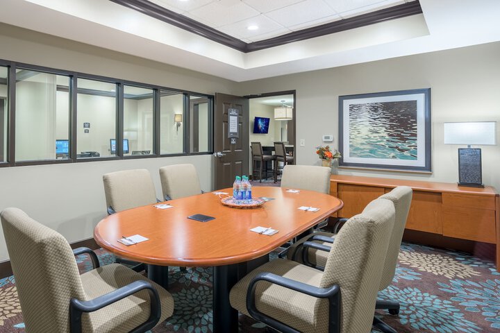 Staybridge Suites Wilmington-Newark by IHG