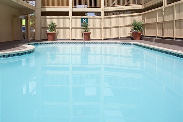 LA QUINTA INN BY WYNDHAM DENVER CENTRAL