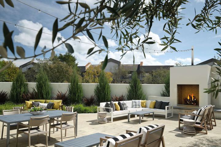The Knoll Hotel Napa Valley Tapestry Collection by Hilton