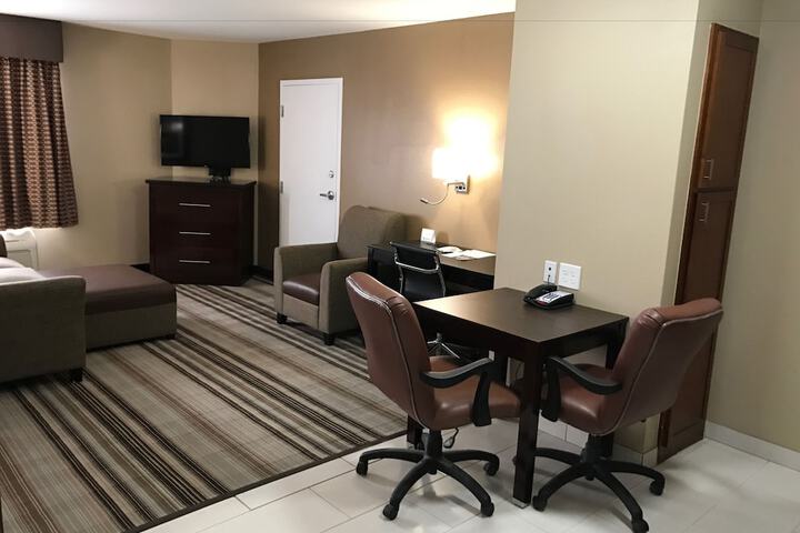 Room 31 of 40