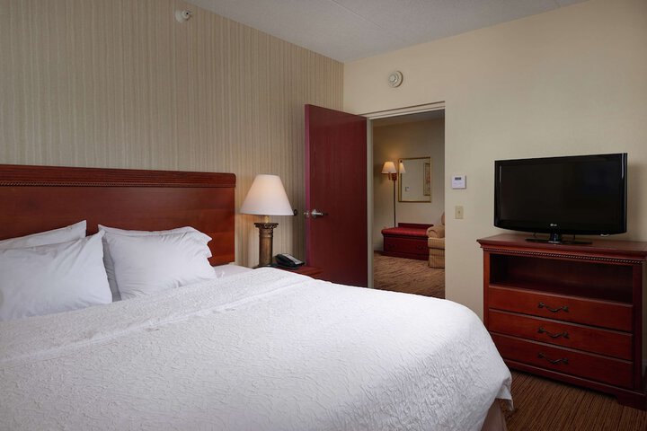 Room 7 of 24