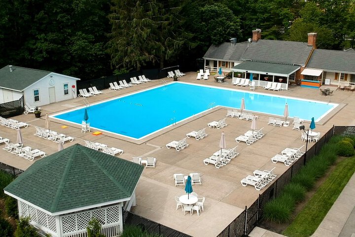 Pool 9 of 52