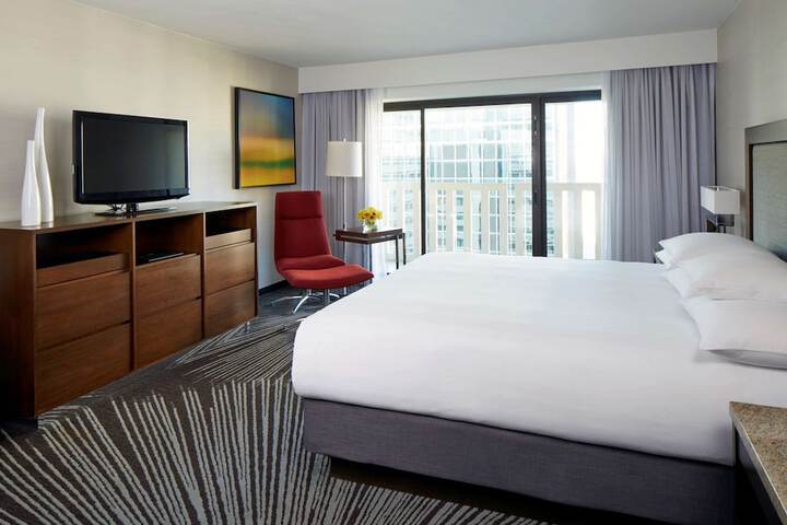 Room 43 of 105