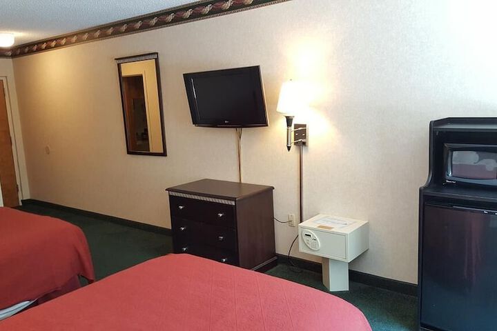 Room 14 of 27