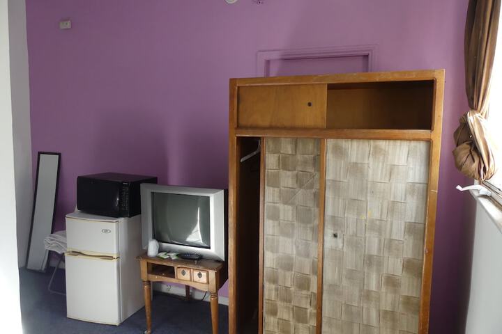 Room 41 of 57