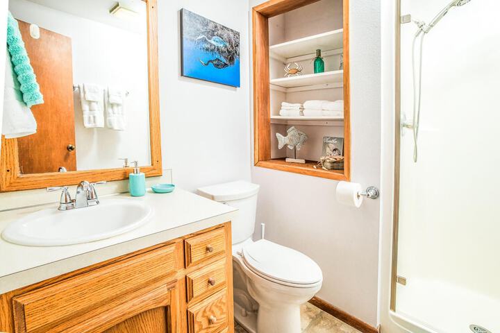 Cornet Bay Cottage in Oak Harbor