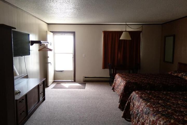 Budget Host 4 U Motel