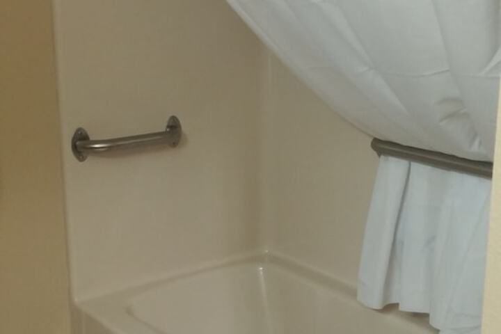 Room 14 of 30