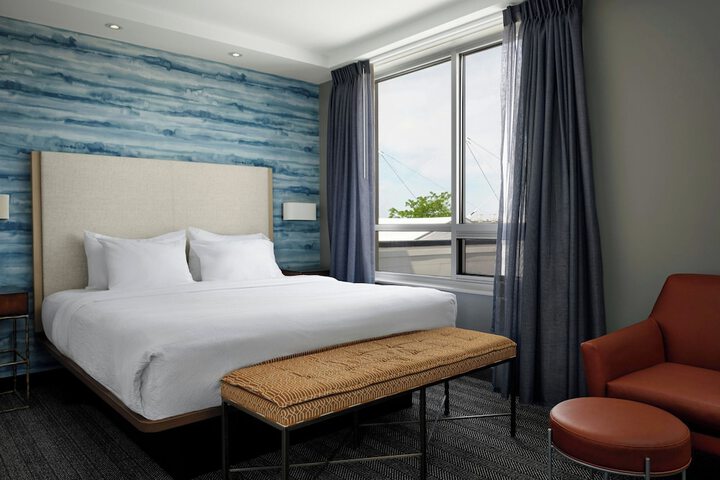 Courtyard by Marriott Erie Bayfront