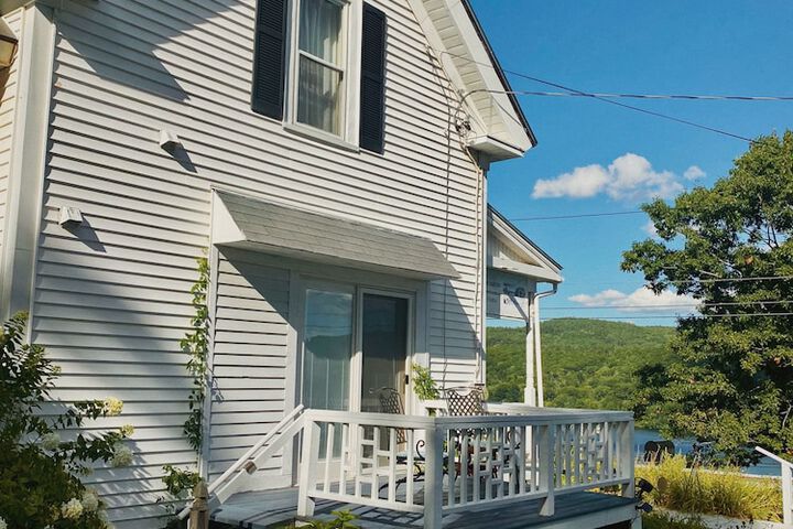 Harvest Barn Inn