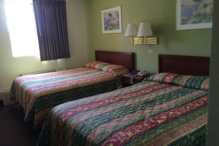 Room 29 of 33