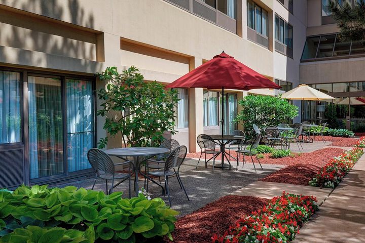 Detroit Marriott Livonia