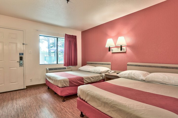 Room 41 of 51