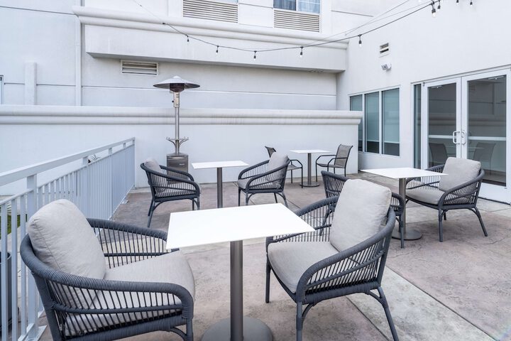 Terrace/Patio 42 of 43
