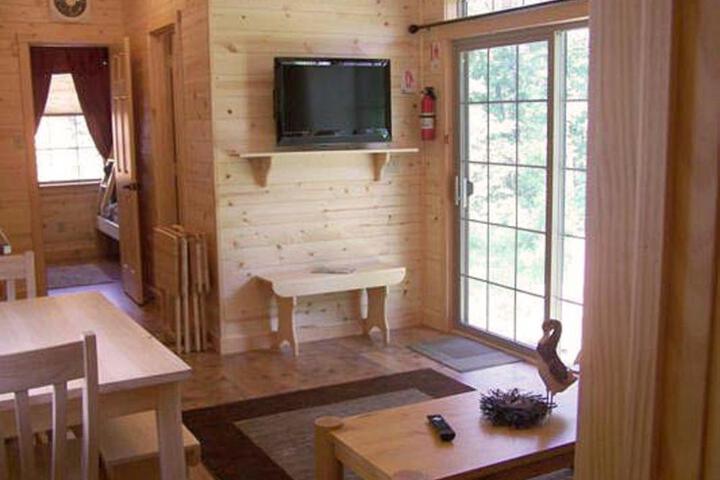 Lakeland RV Campground Cottage 15