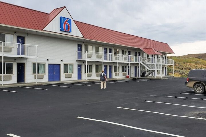 Motel 6 Baker City OR