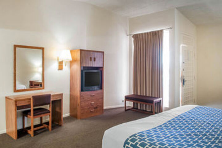 Rodeway Inn Whites City