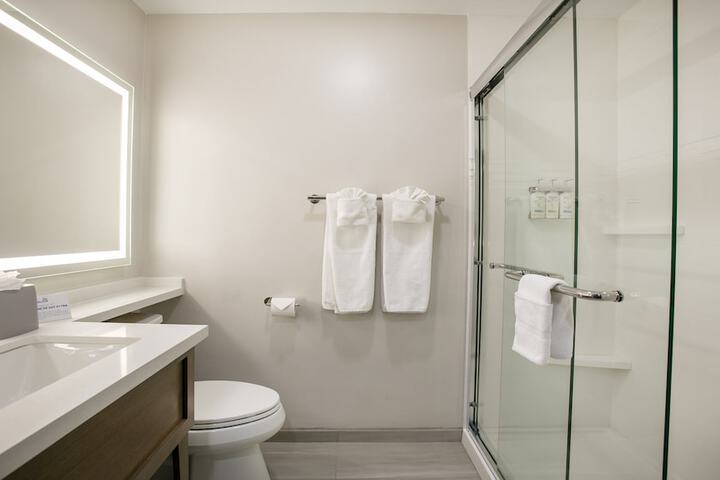 Holiday Inn Express North Palm Beach-Oceanview by IHG