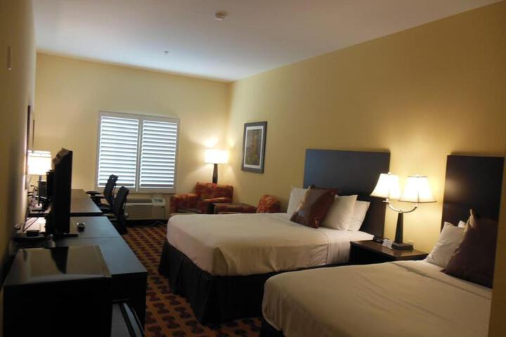 Room 5 of 7
