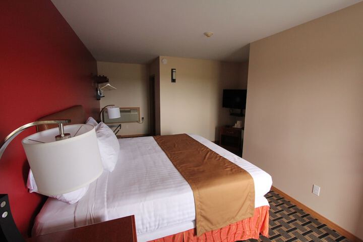 Room 21 of 34
